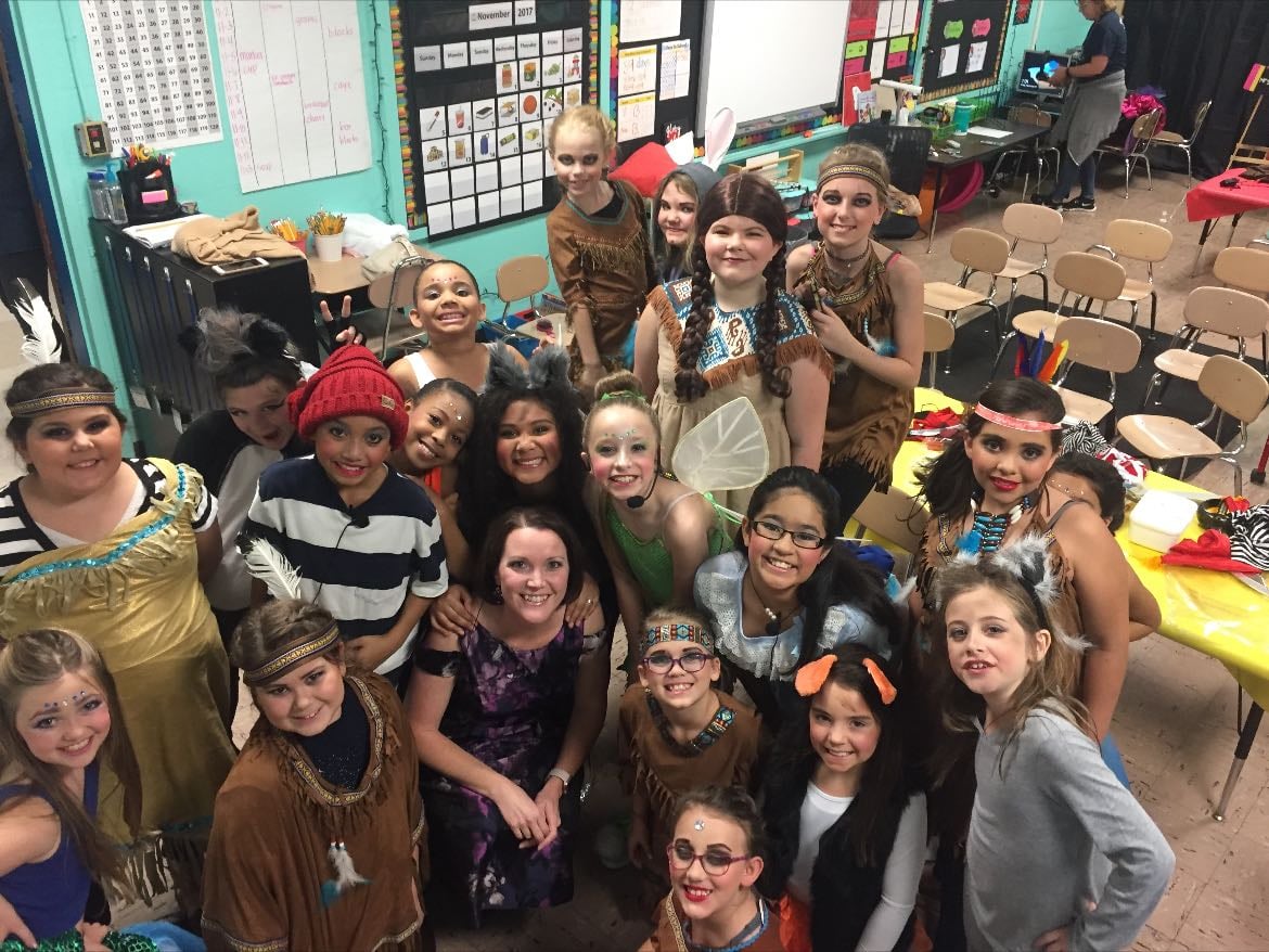 peter pan - tigerlily/mrs darling