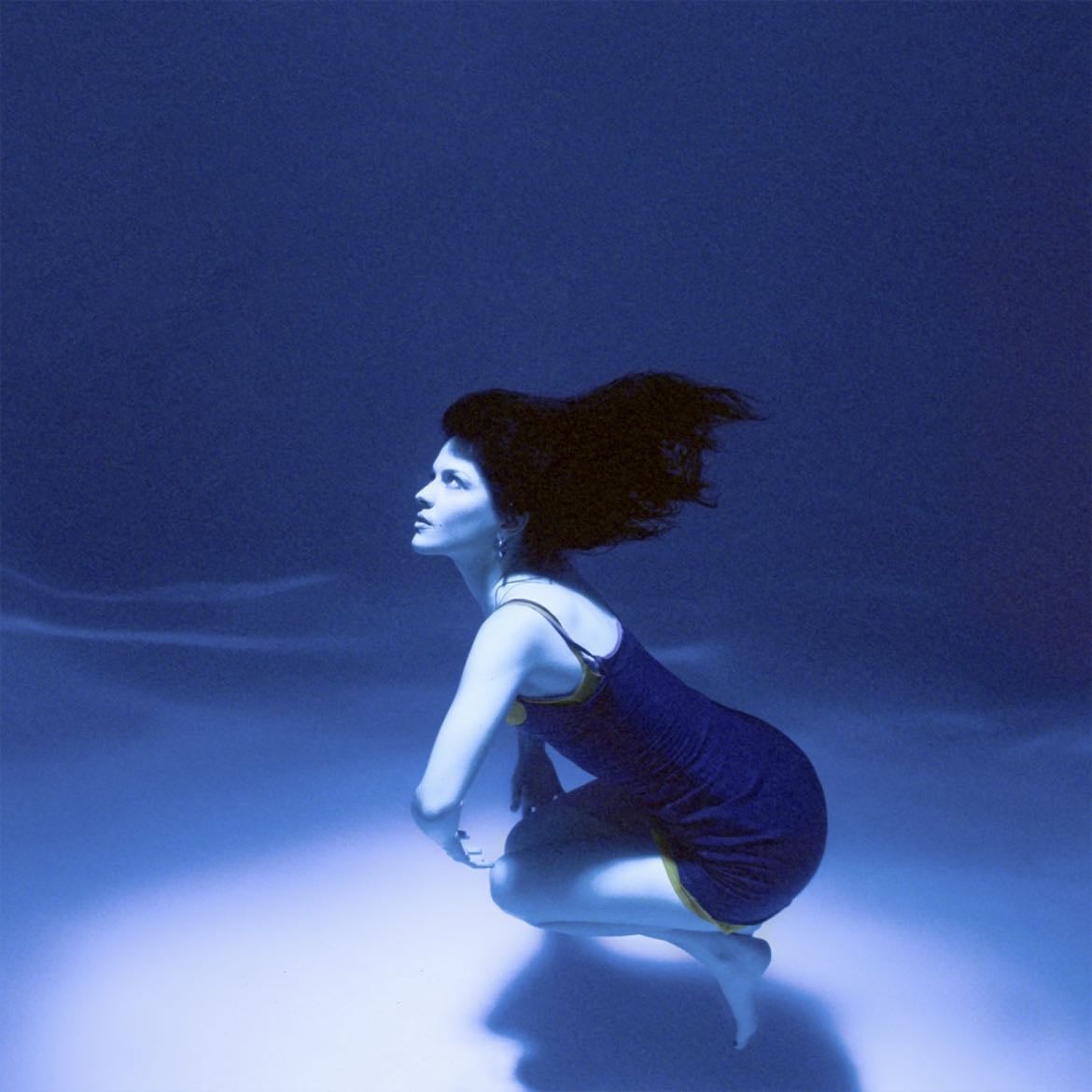 Lejos de Ti - Song · The Marías