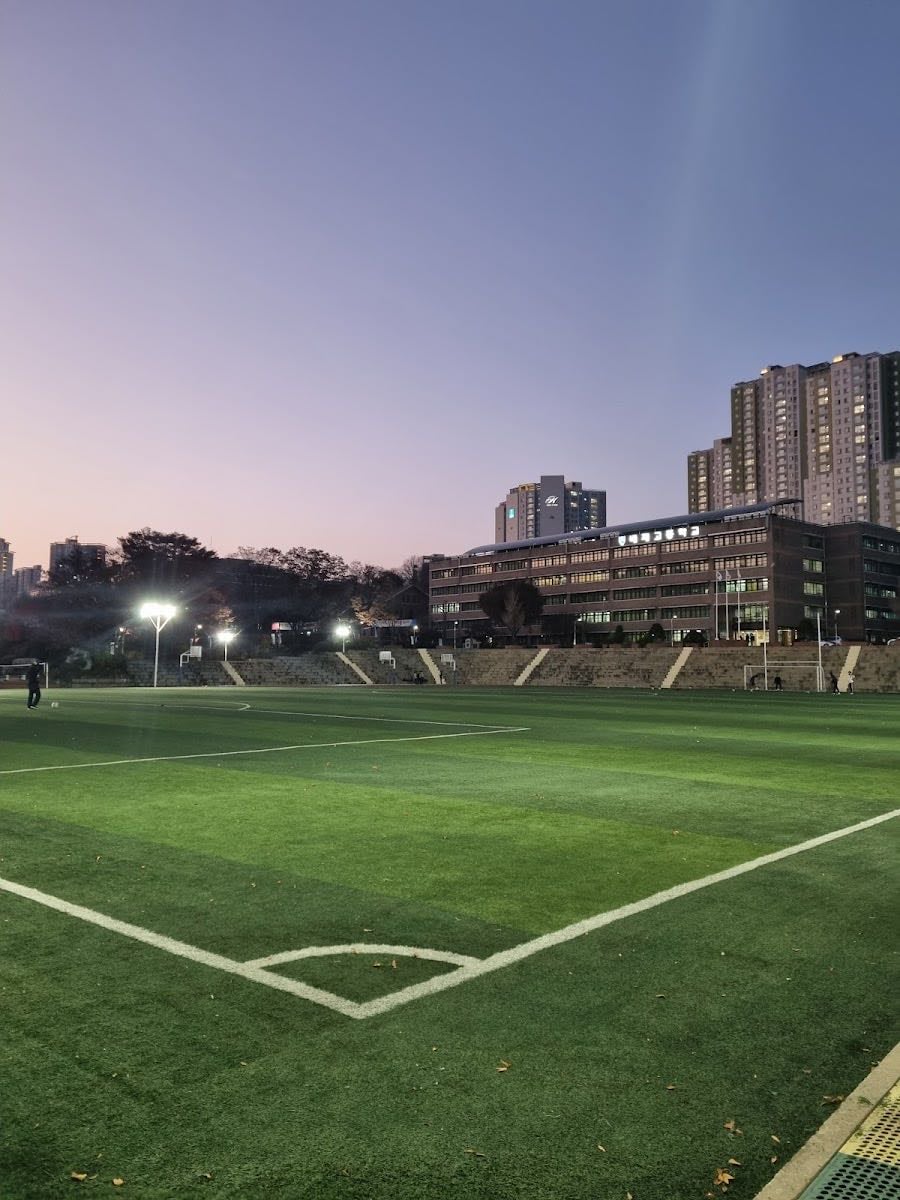 Paichai High School - Twinkling Watermelon Location Site