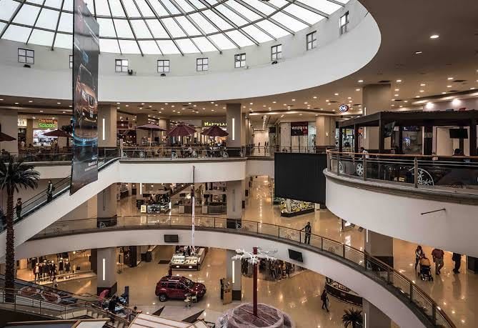 La Gran Plaza