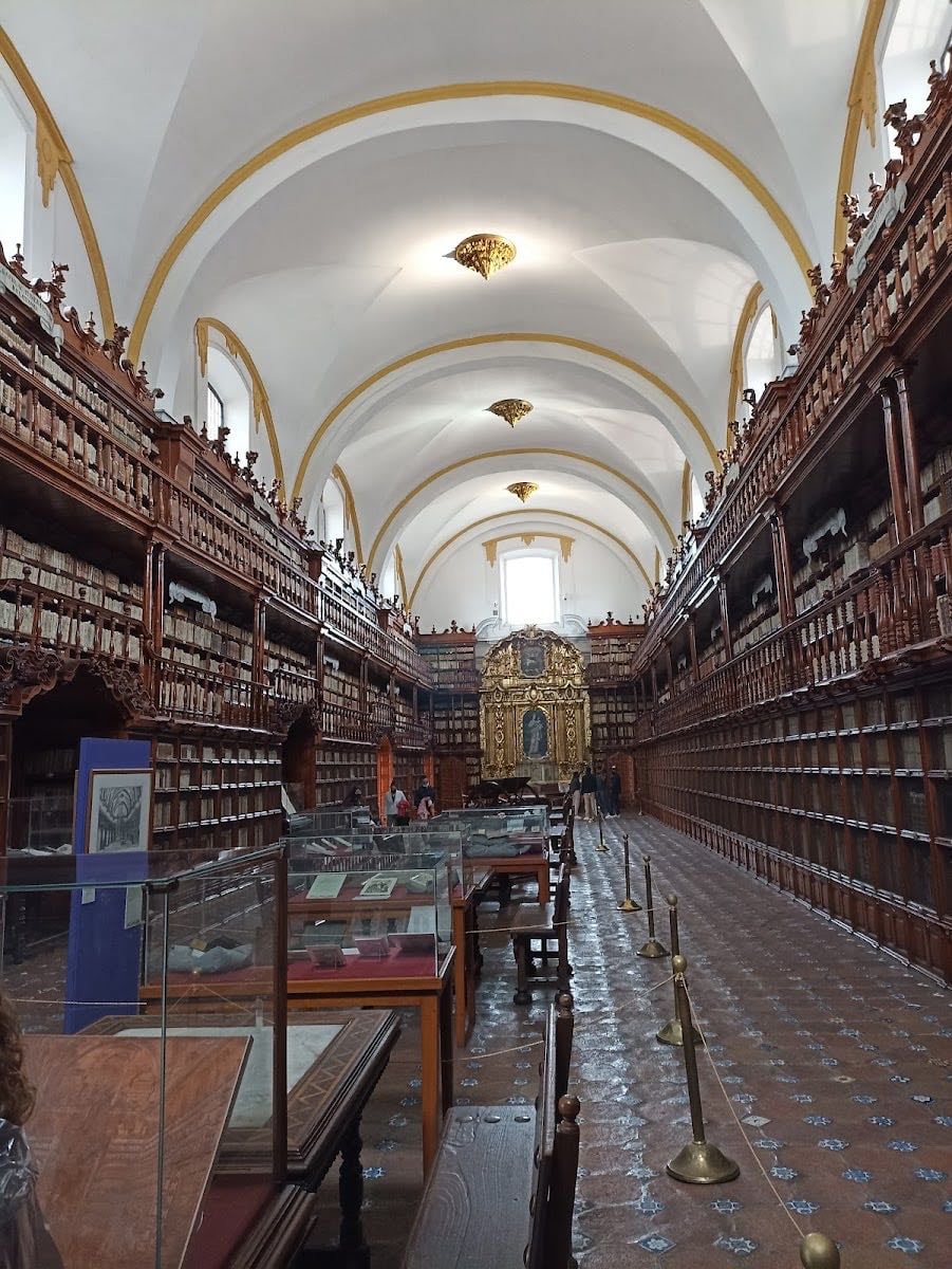biblioteca palafoxiana