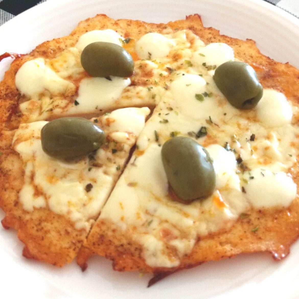 Pizza con base de pollo