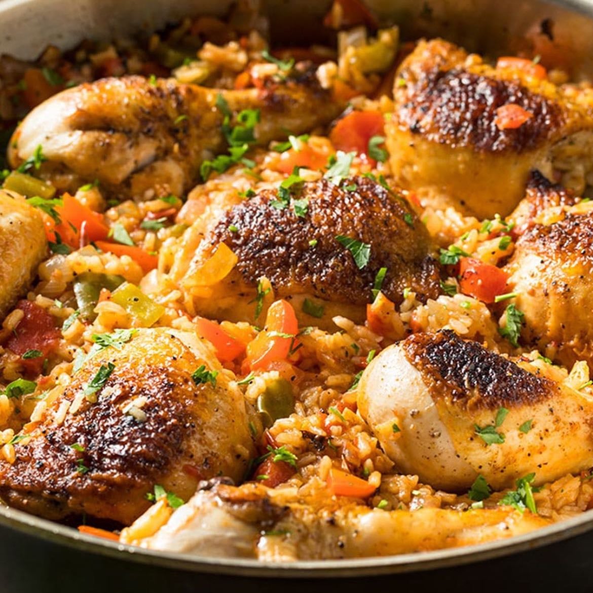 Muslo de pollo con arroz - Y porotos