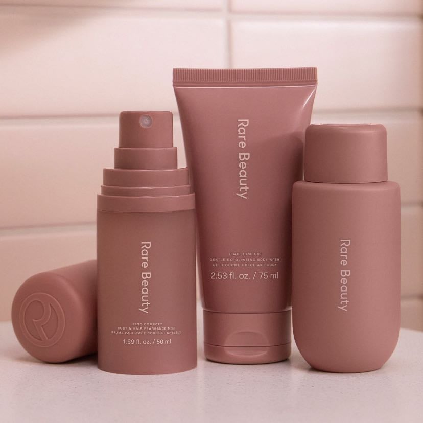 Rare Beauty - I love this brand, I love the Liquid Blush bliss tone it’s super beautiful| Me encanta esta marca, me encanta el tono Liquid Blush Bliss, es súper hermoso