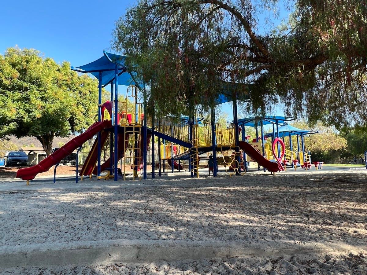 carmel mountain ranch / sabre springs recreation center - 3 outdoor courts