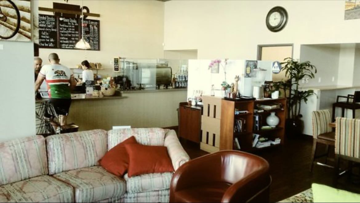 brown cup cafe
