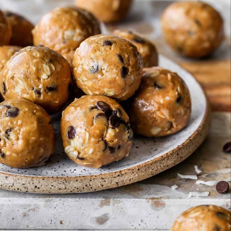 peanut butter protein balls