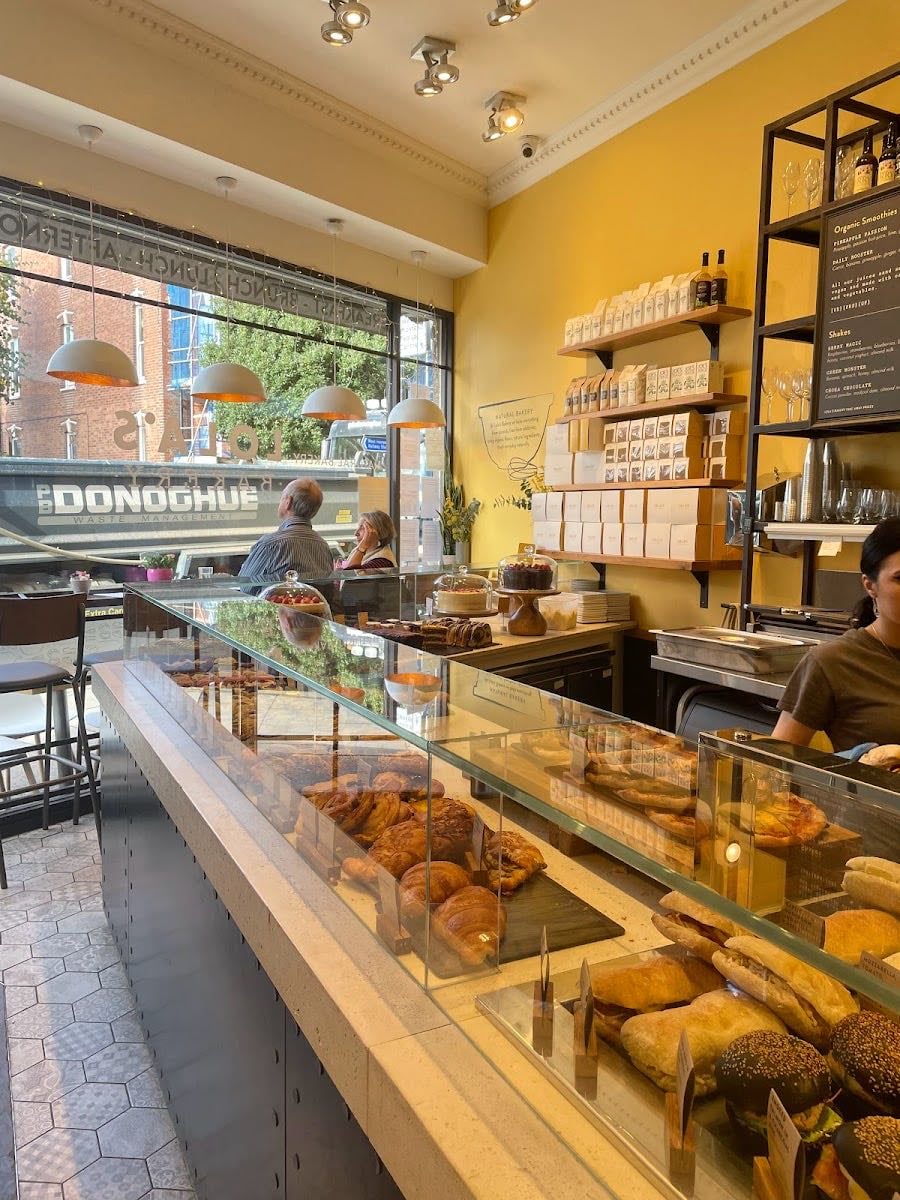 Lola's Bakery - West Hampstead Cafe