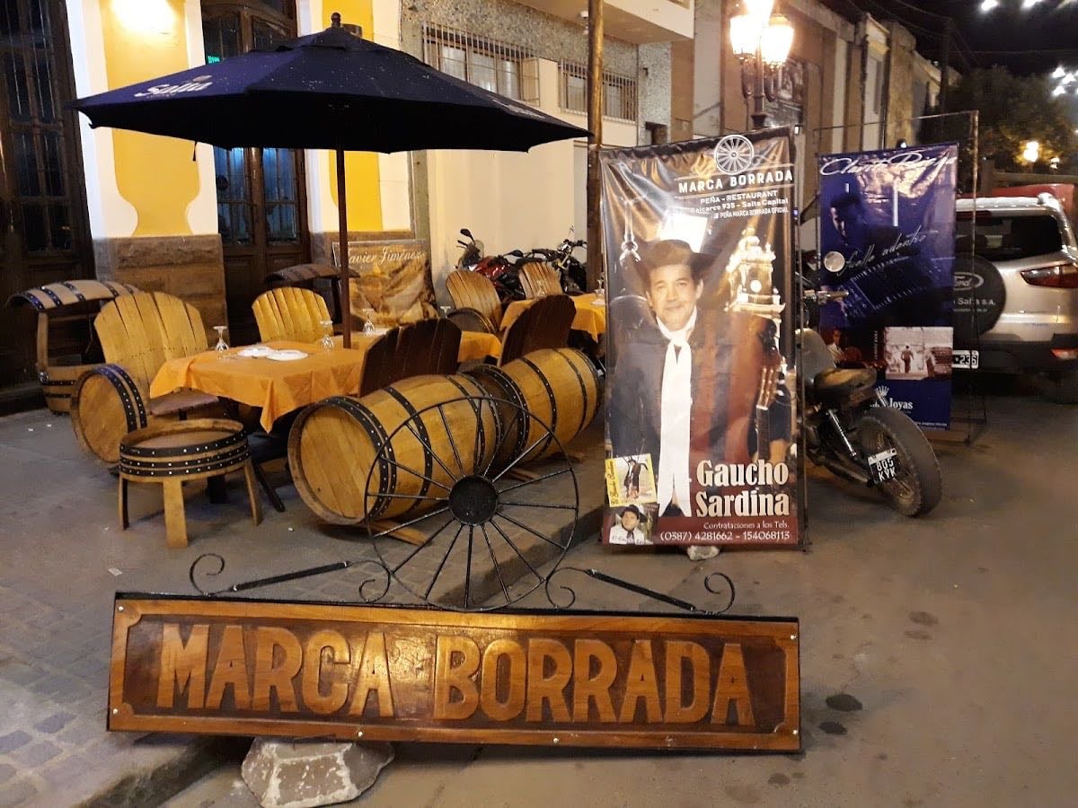 PEÑA RESTAURANTE "CHAQUEÑO PALAVECINO"