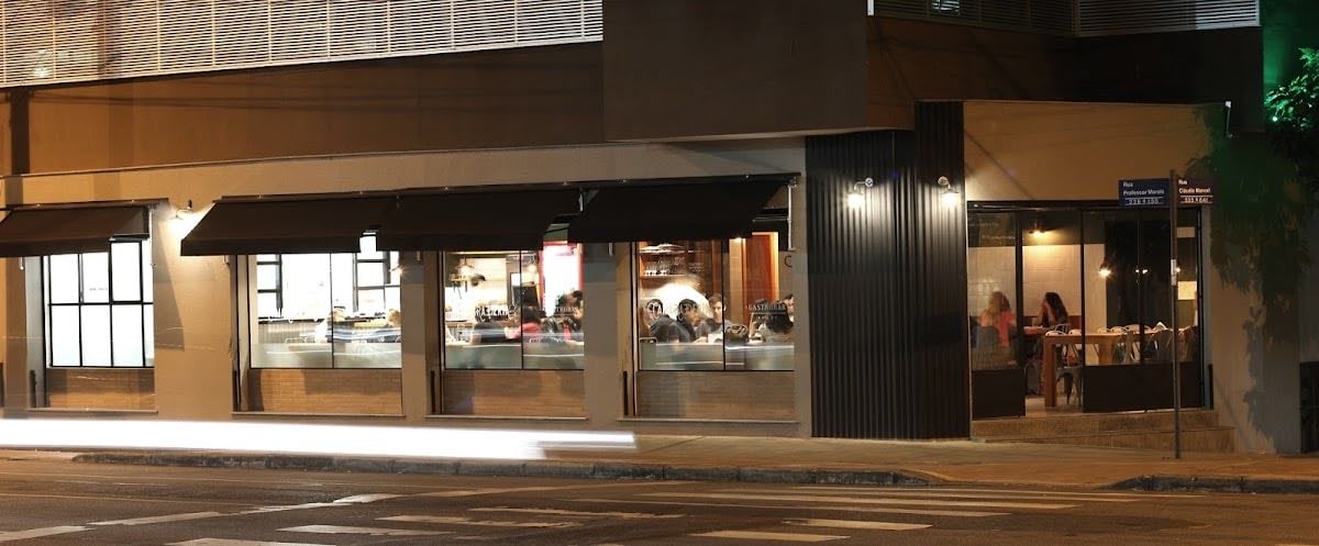 Camaradería Gastrobar