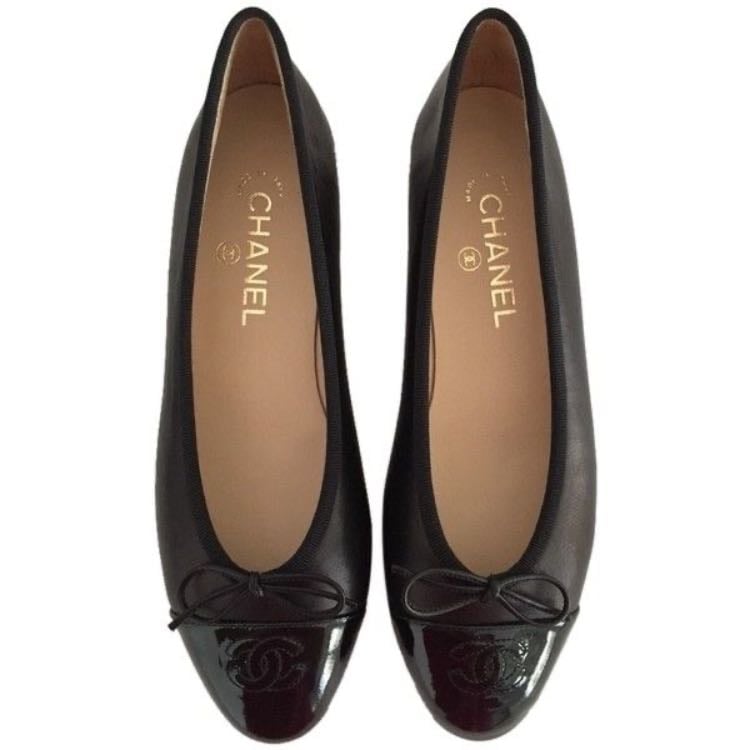 Ballet flats
