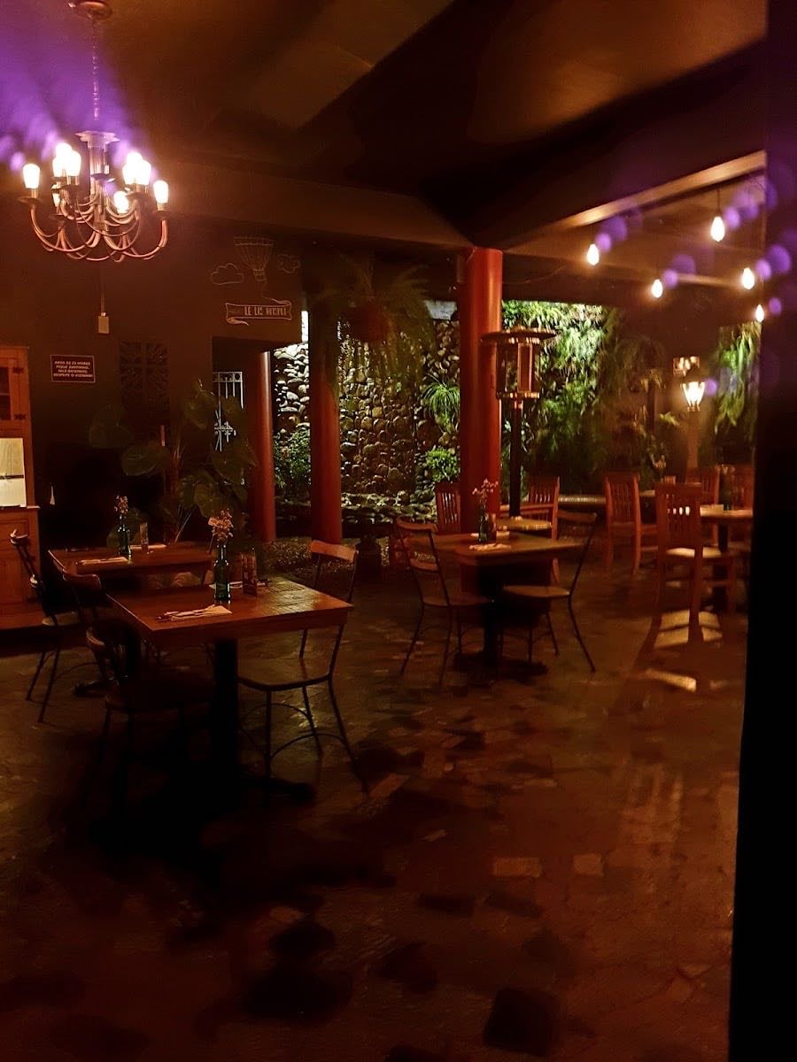 Lorient Bistro