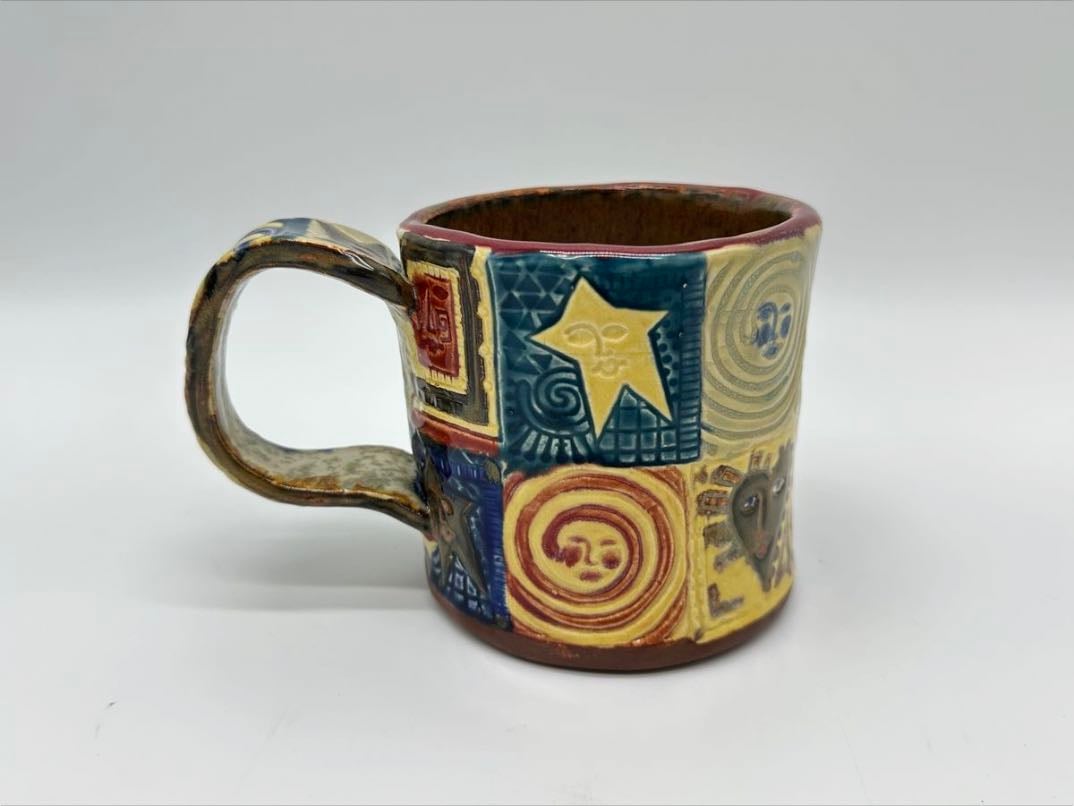 tazas - si ctm sii no caben mas en mi casa pero me encantan me encantan es mi obsesión y no pienso parar denme mas más y mas