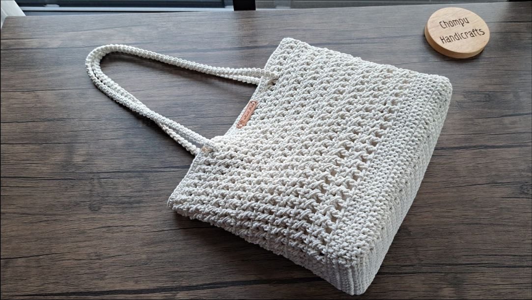 crochet tote