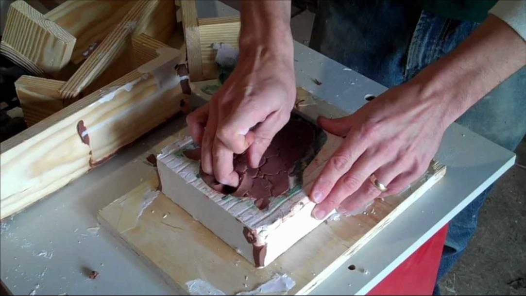 make a mold for plaster