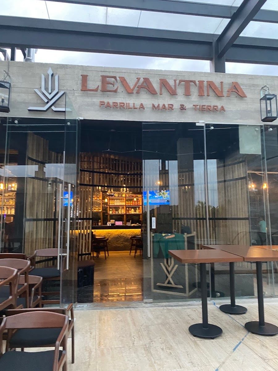 Levantina Parrilla Mar & Tierra