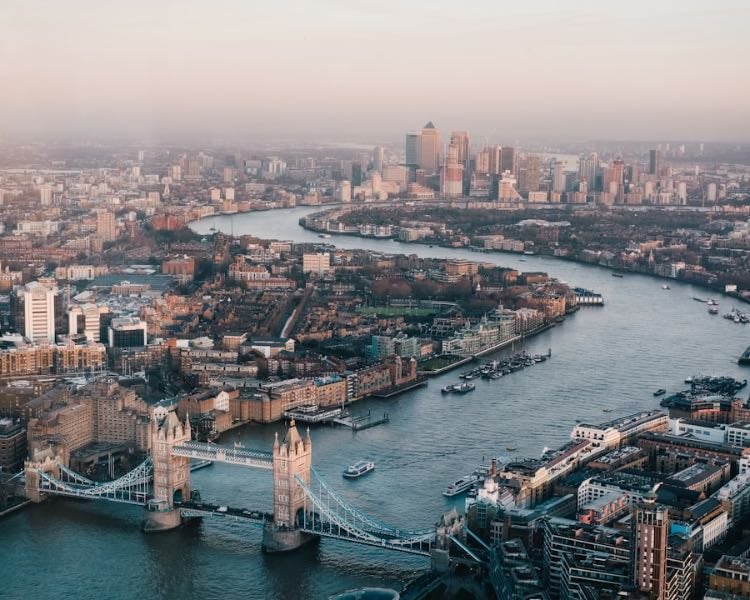 Places in london if you are a fan of One Direction