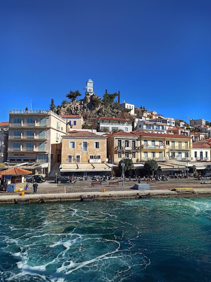 Poros