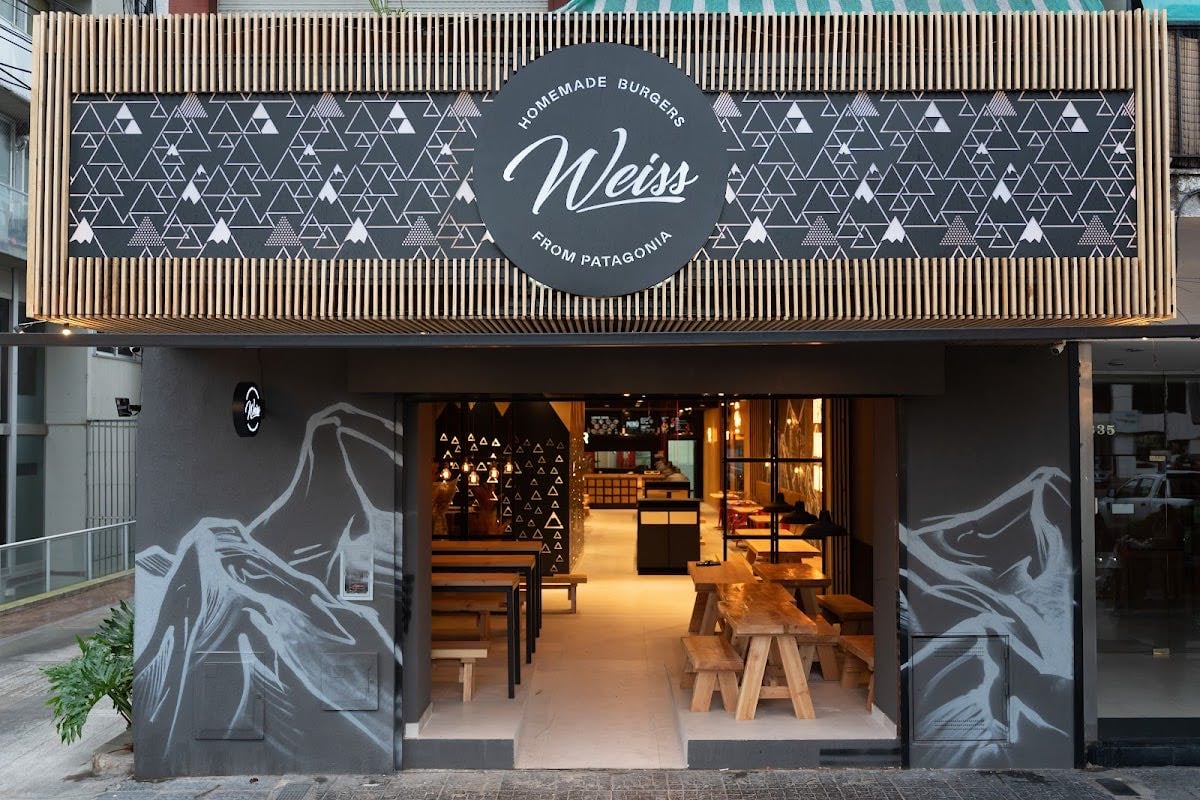 Weiss Burgers Olivos