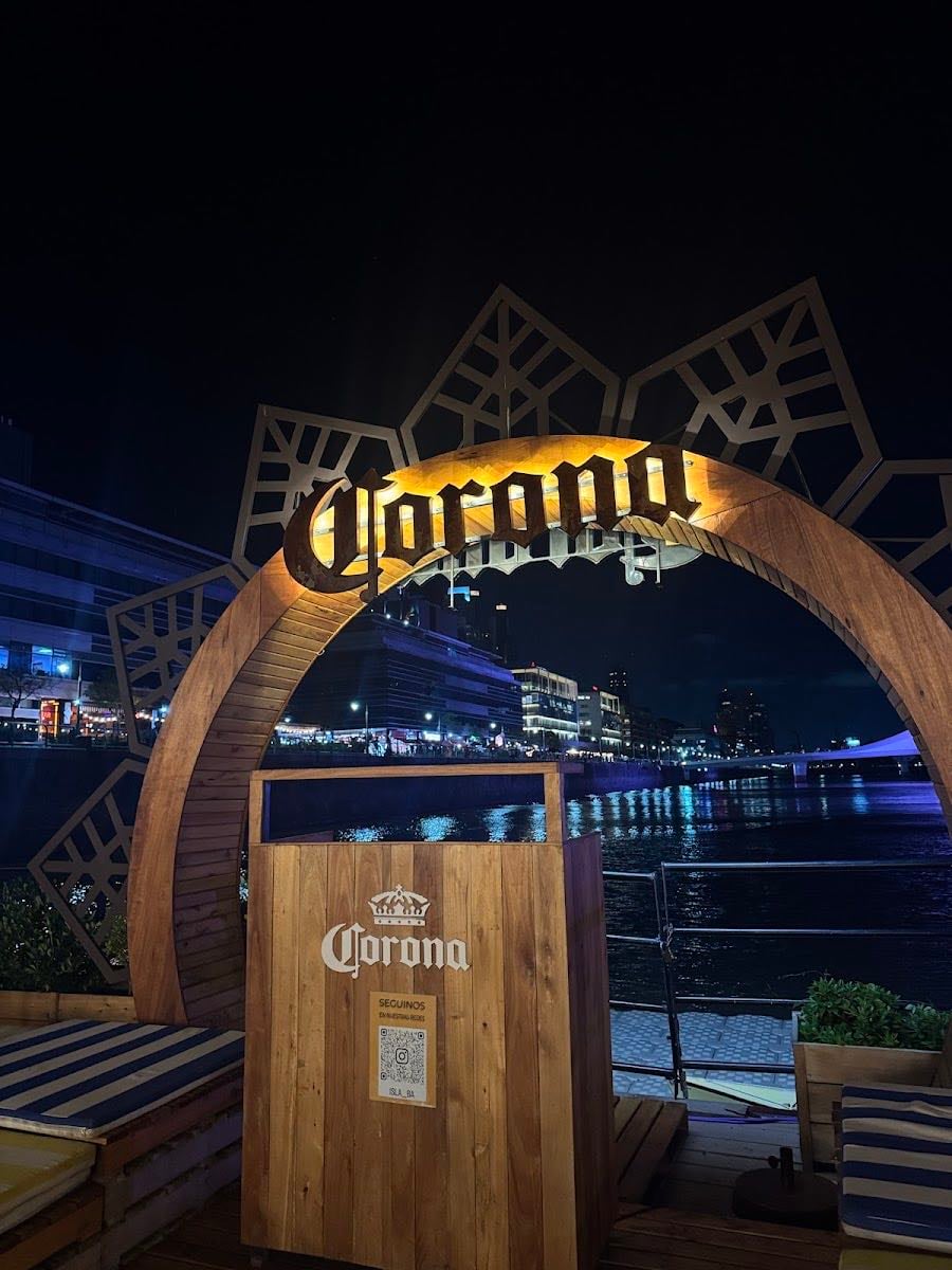 ISLA PUERTO MADERO