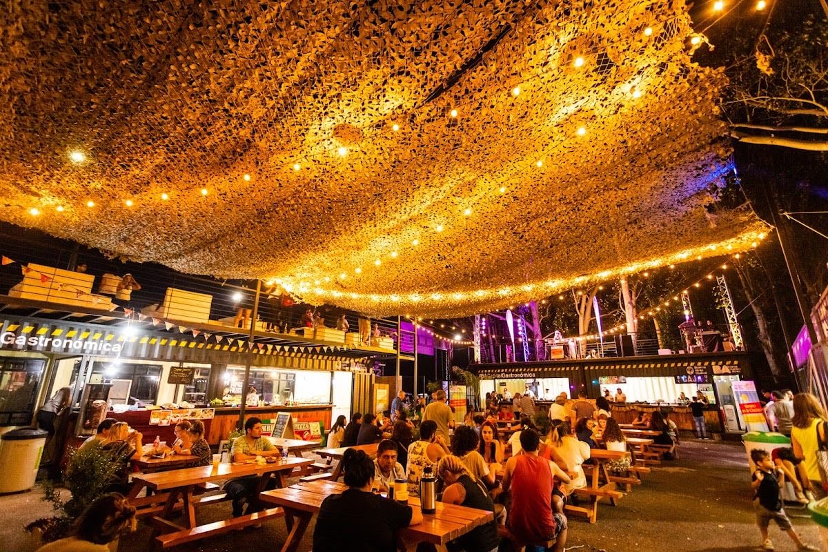 Ribs al río - Patio Costanera Norte