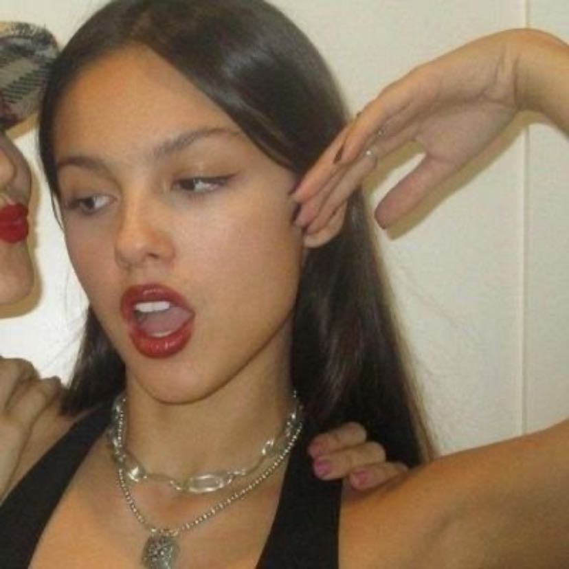 olivia rodrigo - lacy