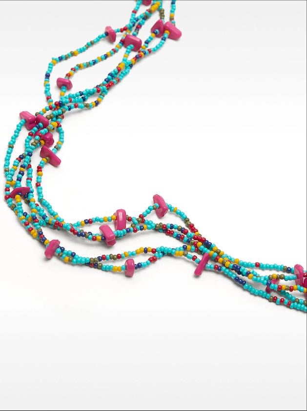 Collar corto con varias filas de cuentas - Parfois