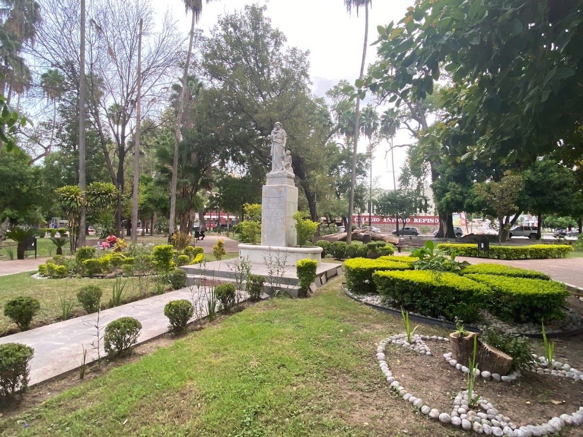 Paseo Mendez
