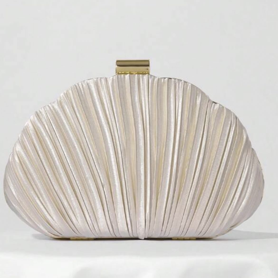 Shell Clutch 🐚