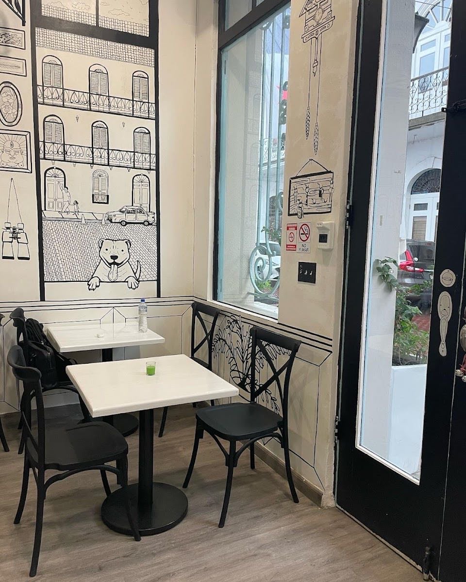 Baloo Cafe