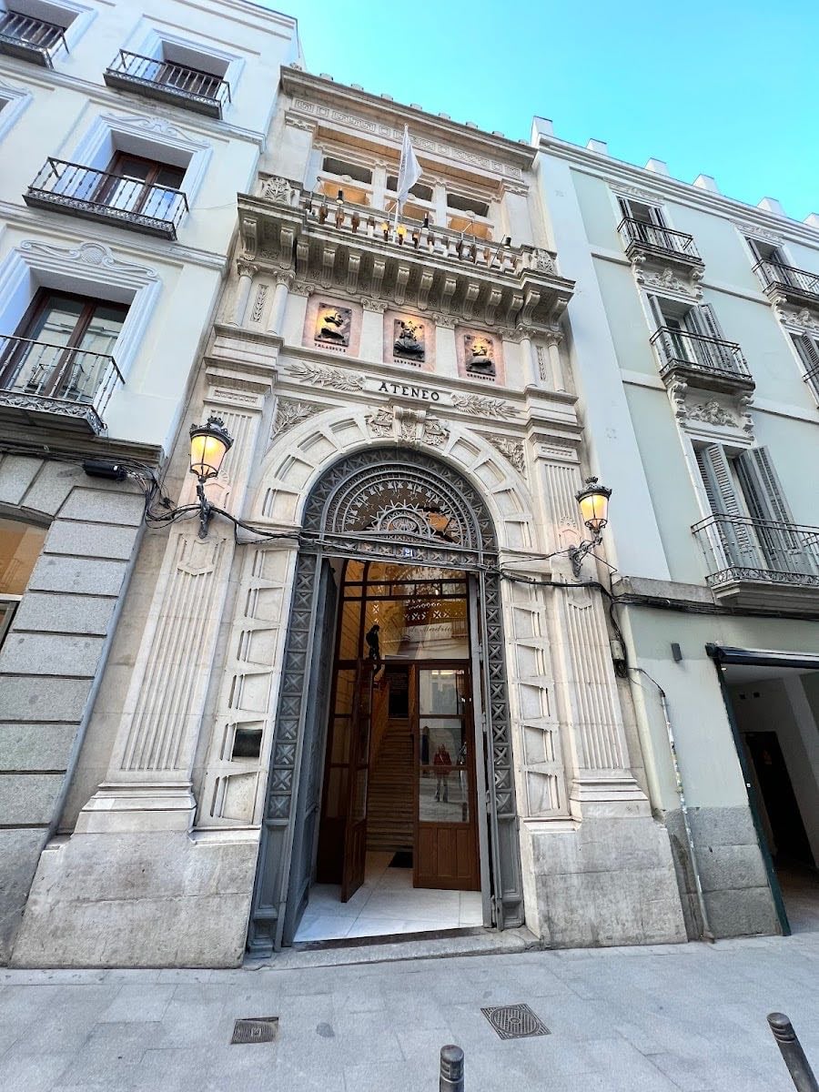 Ateneo de Madrid - Centro político del siglo pasado