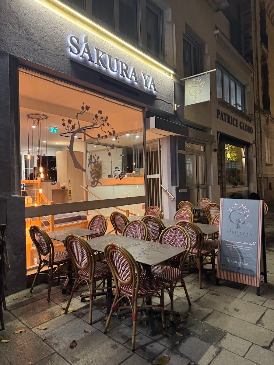 SAKURA YA
