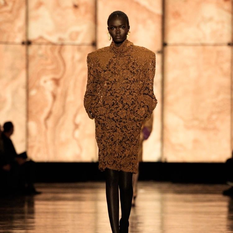 Saint Laurent, look 35.