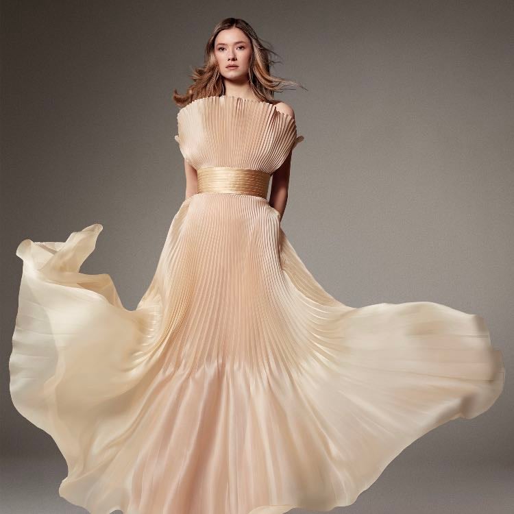 Alexis Mabille, look 19.