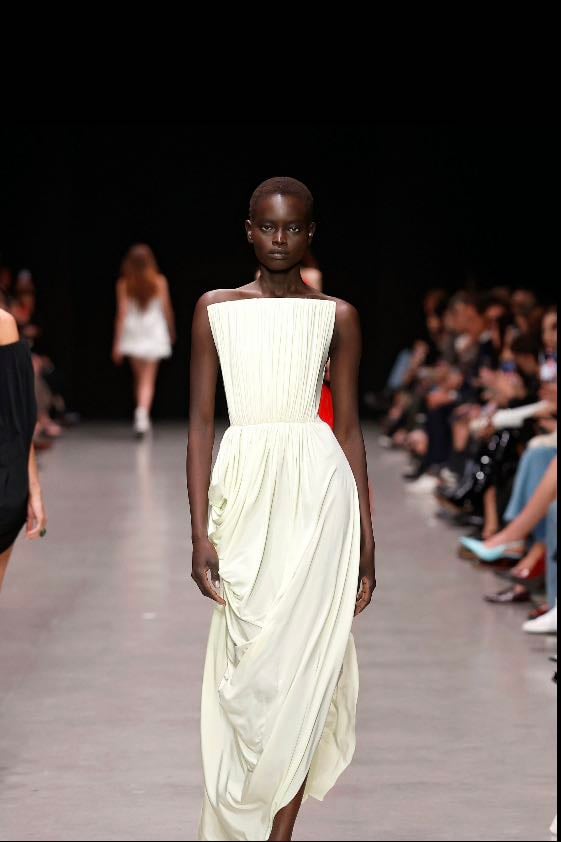 Stella McCartney, look 44.