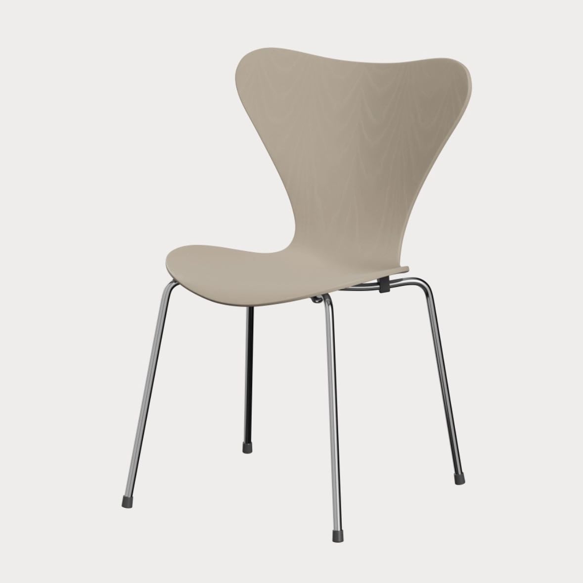 Series 7 Chair - Arne Jacobsen