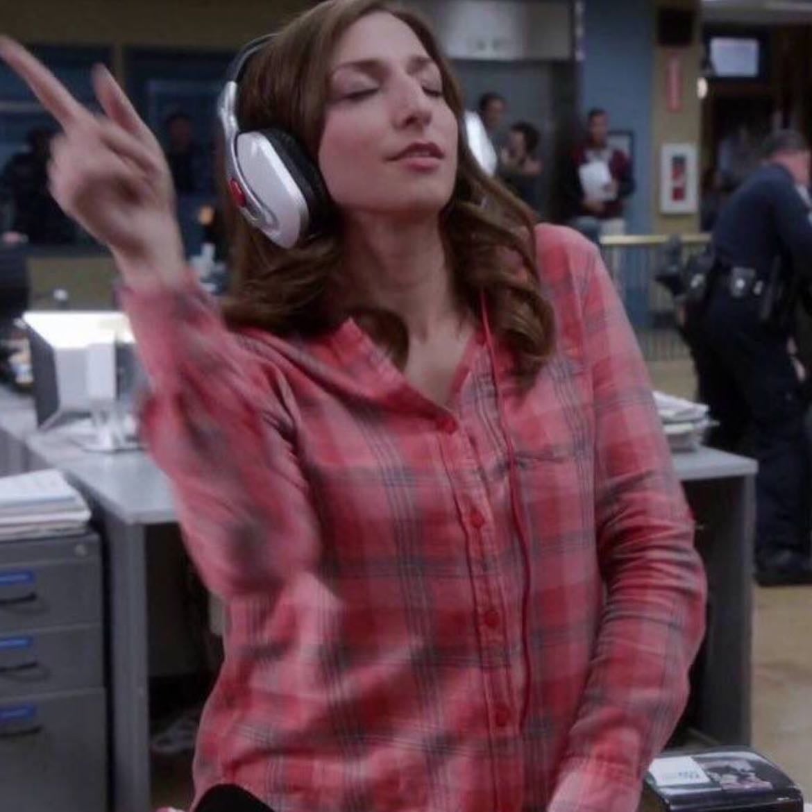 Brooklyn Nine-Nine - Michael Schur, Daniel J. Goor · 2013