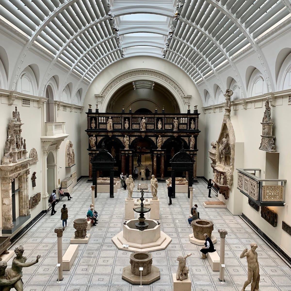 Victoria and Albert Museum - South Kensington