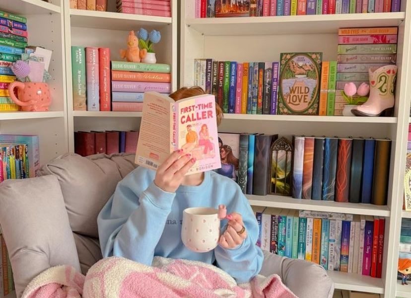 My bookshelf 🌷✨ - Books hypelist by Nathalia Juliana