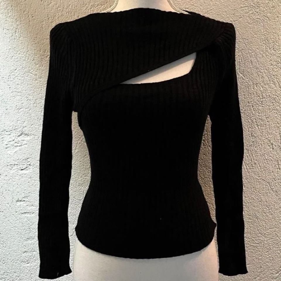 Camisas - (Pueden ser anchas si te incomodan las camisas ajustadas)