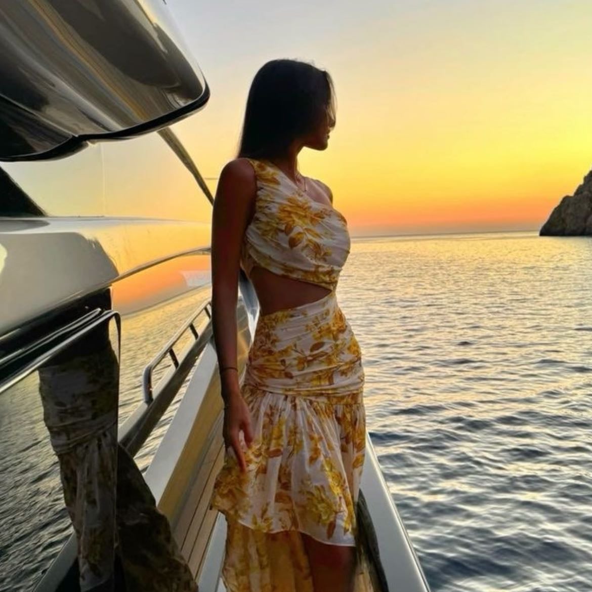 Alexandra Saint Mleux - Influencer and art student