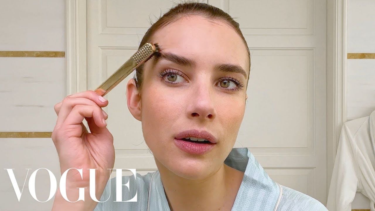 Emma Roberts’s Guide to Mom’s-Night-Out Glam | Beauty Secrets | Vogue - YouTube