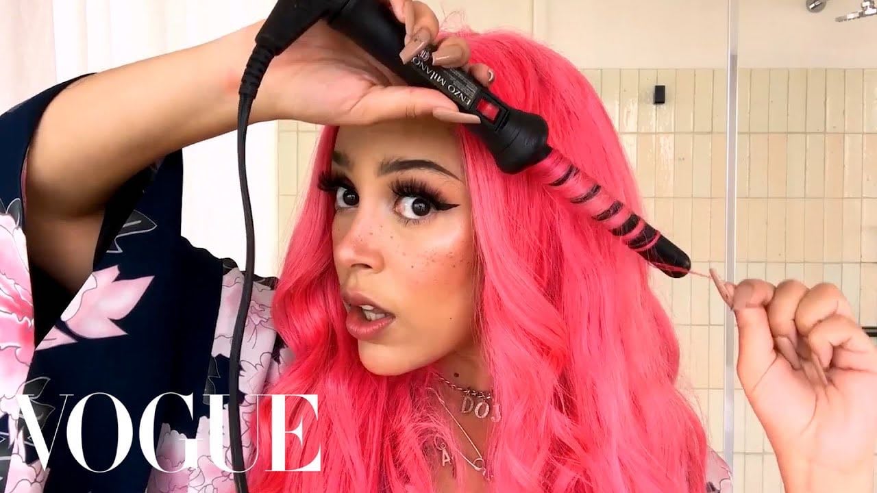 Doja Cat’s Guide to E-Girl Beauty | Beauty Secrets | Vogue - YouTube