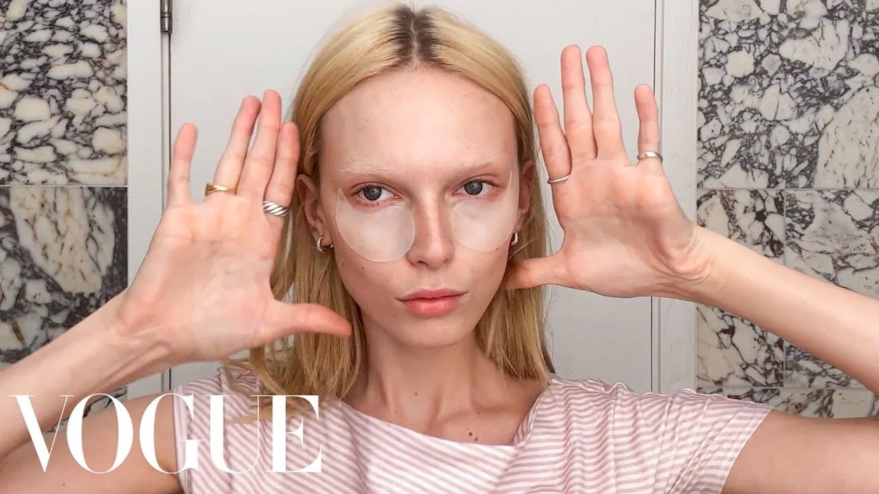 Model Alex Consani’s Guide to Smoky Eyes & Bleached Brows | Beauty Secrets | Vogue - YouTube
