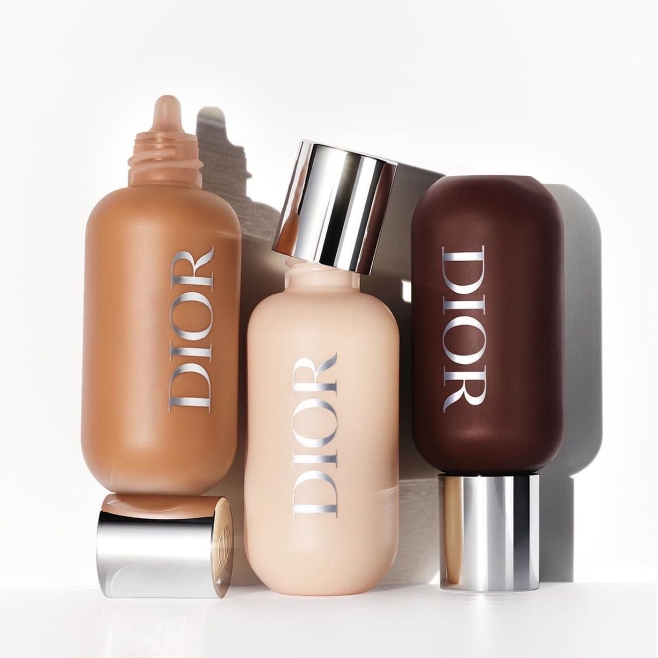 Foundation tint - está tinta es ligera y es para cara y cuerpo, me encanta el glow que te deja ideal para verano y primavera!!