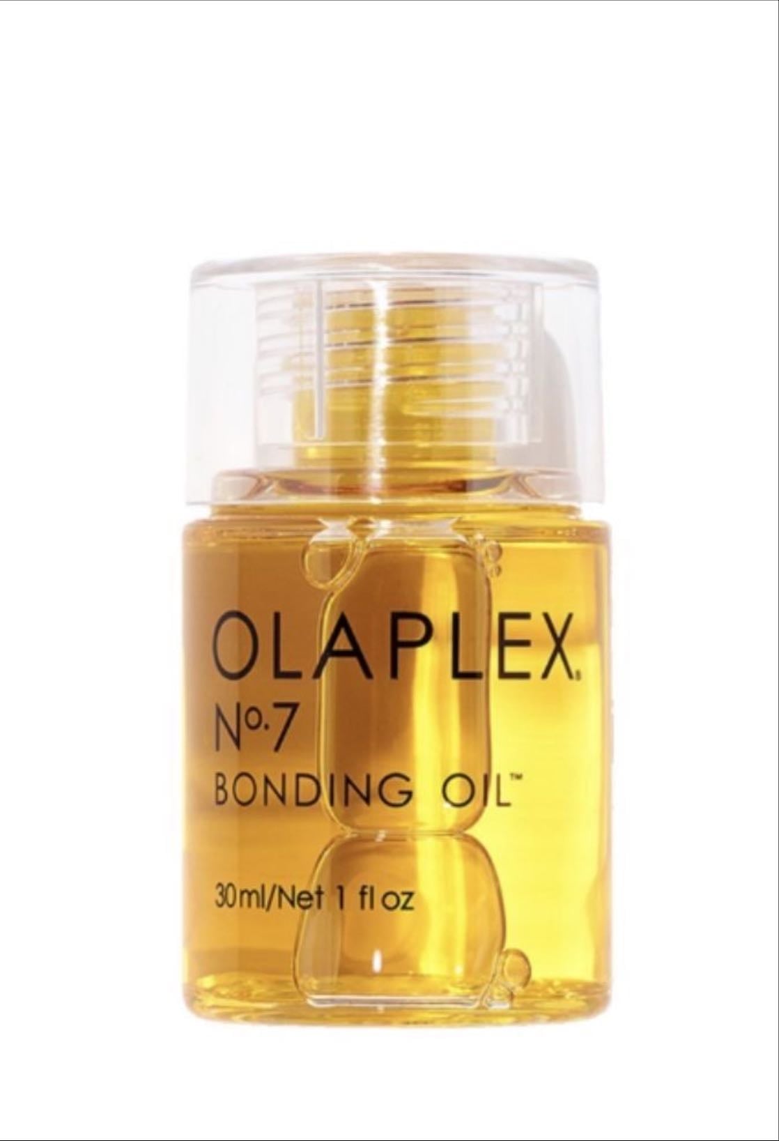 aceite - aplícalo durante la noche o después de un peinado para darle movimiento y nutrí el cabello