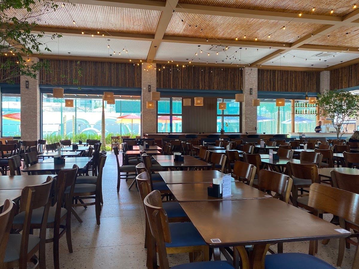Saul Beach Bar