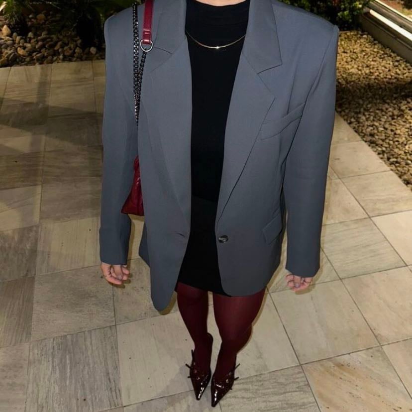 🍒 tights + scarpin