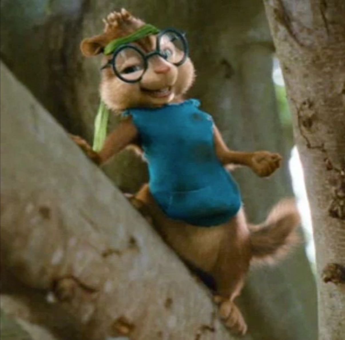 when simon turned into simone - alvin and the chipmunks: chipwrecked (2011)
