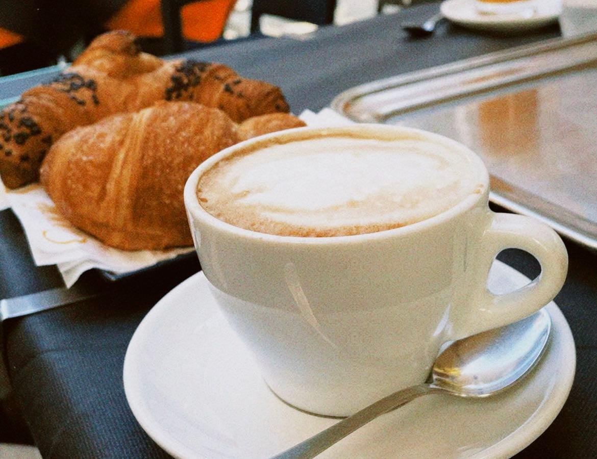 cafezinho, dona helena? - Places hypelist by Sarah Glizt